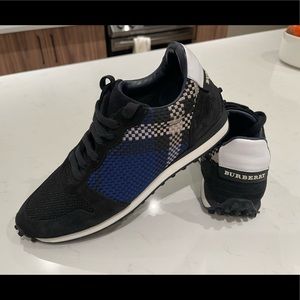 Burberry sneakers size 9